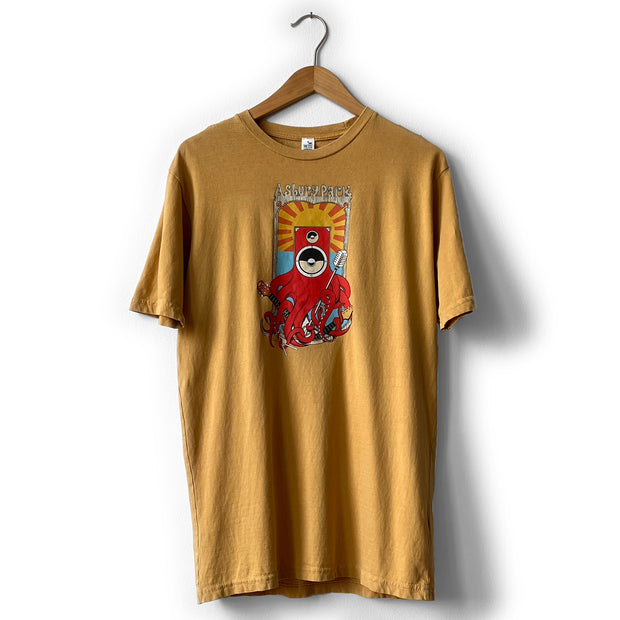 Octopus Vin. Mustard Tee