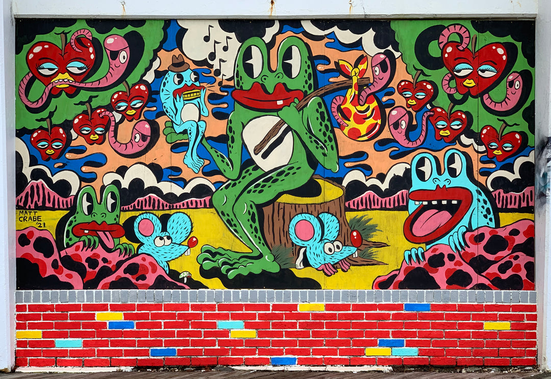 Frog (Sun) Blue Crew – Asbury Park Fun House